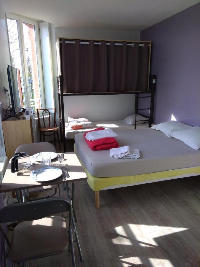Les Chambres Studios de Pleslin-Foucher Exterior foto